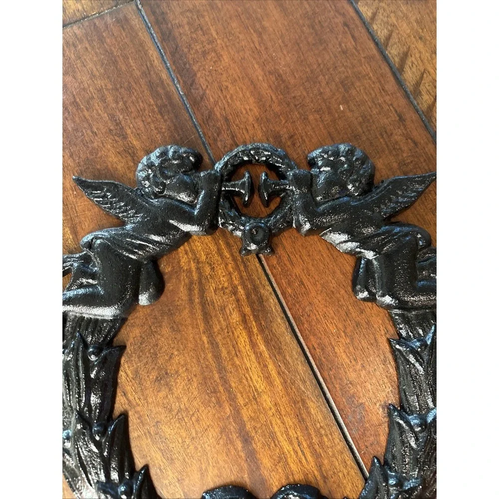 Cast Iron‎ Cherub Wreath 03632
